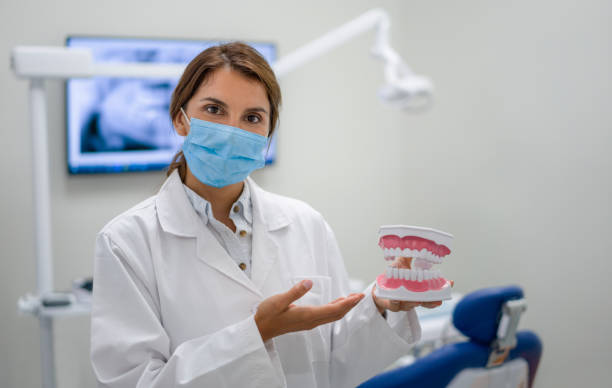 Best Cracked Tooth Emergency Dentist  in Pinecrest, FL